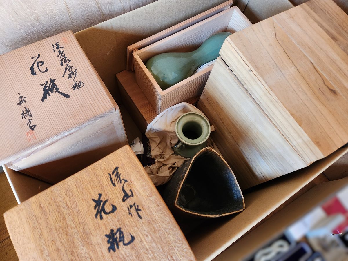 京都市左京区で茶器、花器、陶磁器の出張買取いたしました。